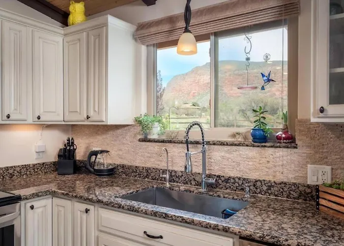 Holiday home Stargazing Retreat Glowing Red Rock Views *
