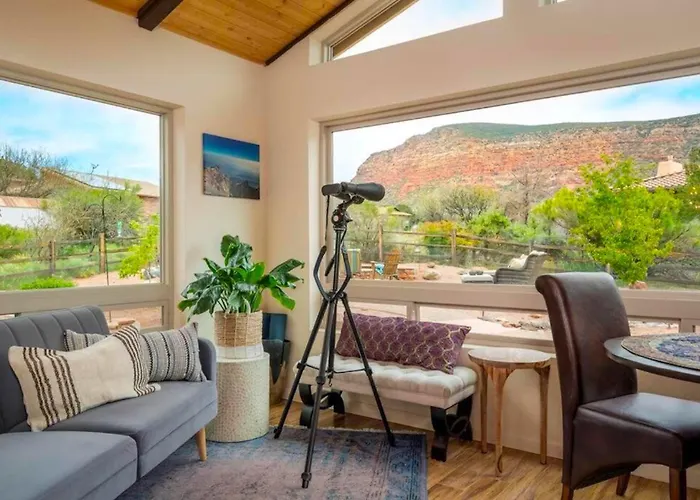 Holiday home Stargazing Retreat Glowing Red Rock Views *